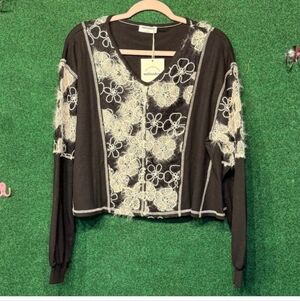 NWT Mittoshop Floral Embroidered Knit Shirt Top